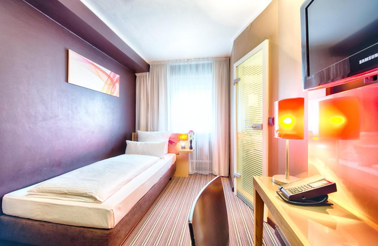 Leonardo Boutique Hotel 4*